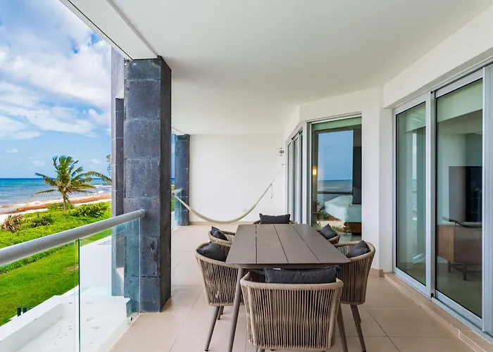 Casa Los Mares ocean front penthouse condo